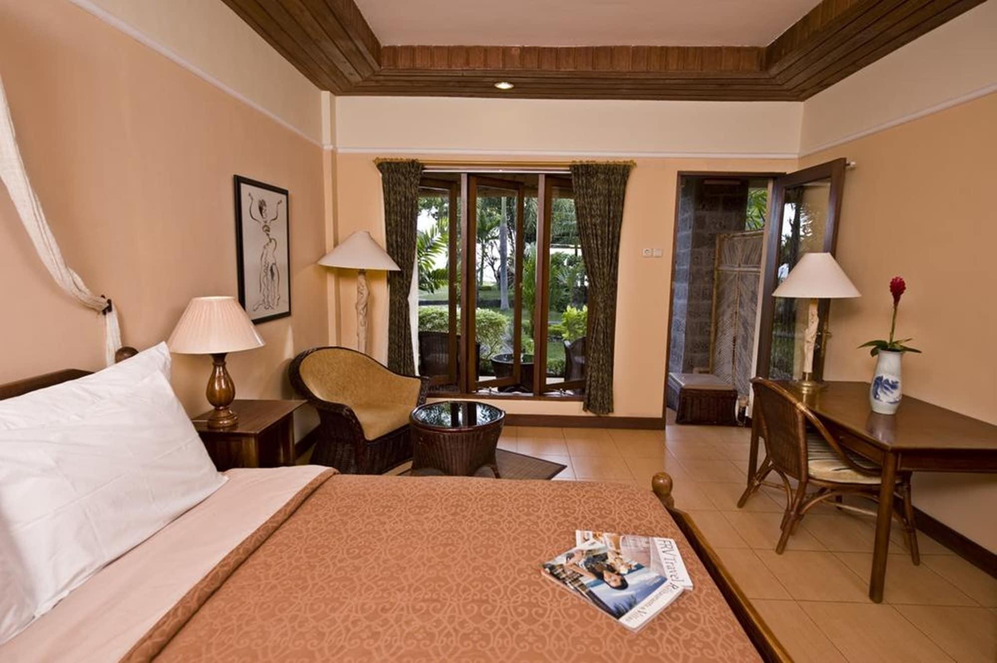Sunsethouse Lombok Hotel Mangsit Exterior foto