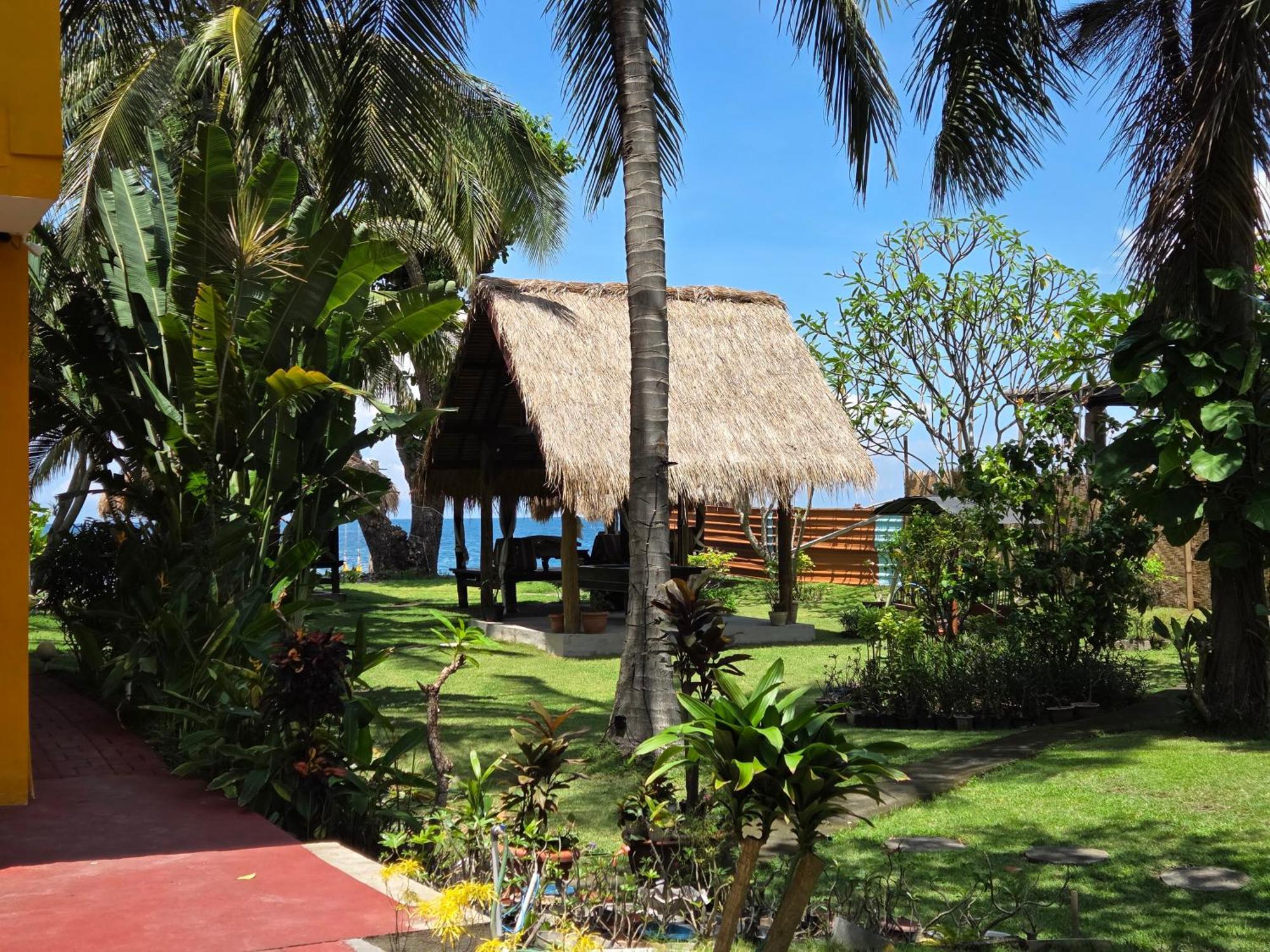 Sunsethouse Lombok Hotel Mangsit Exterior foto